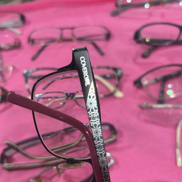 women\'s glasses different campaigns main image 5